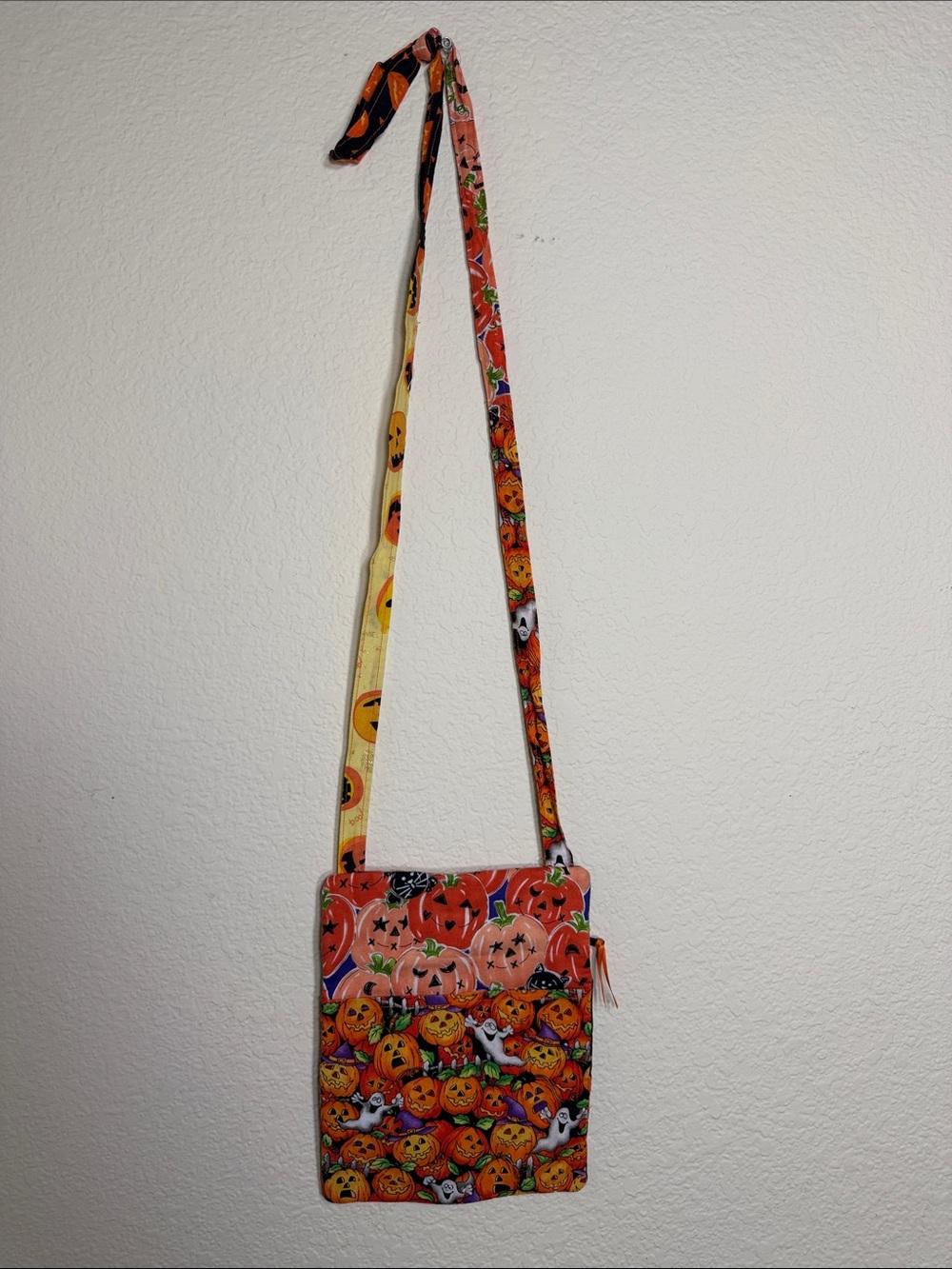 Handmade Vintage Fabric Halloween Crossbody Bag Spooky Patchwork Pumpkin Purse